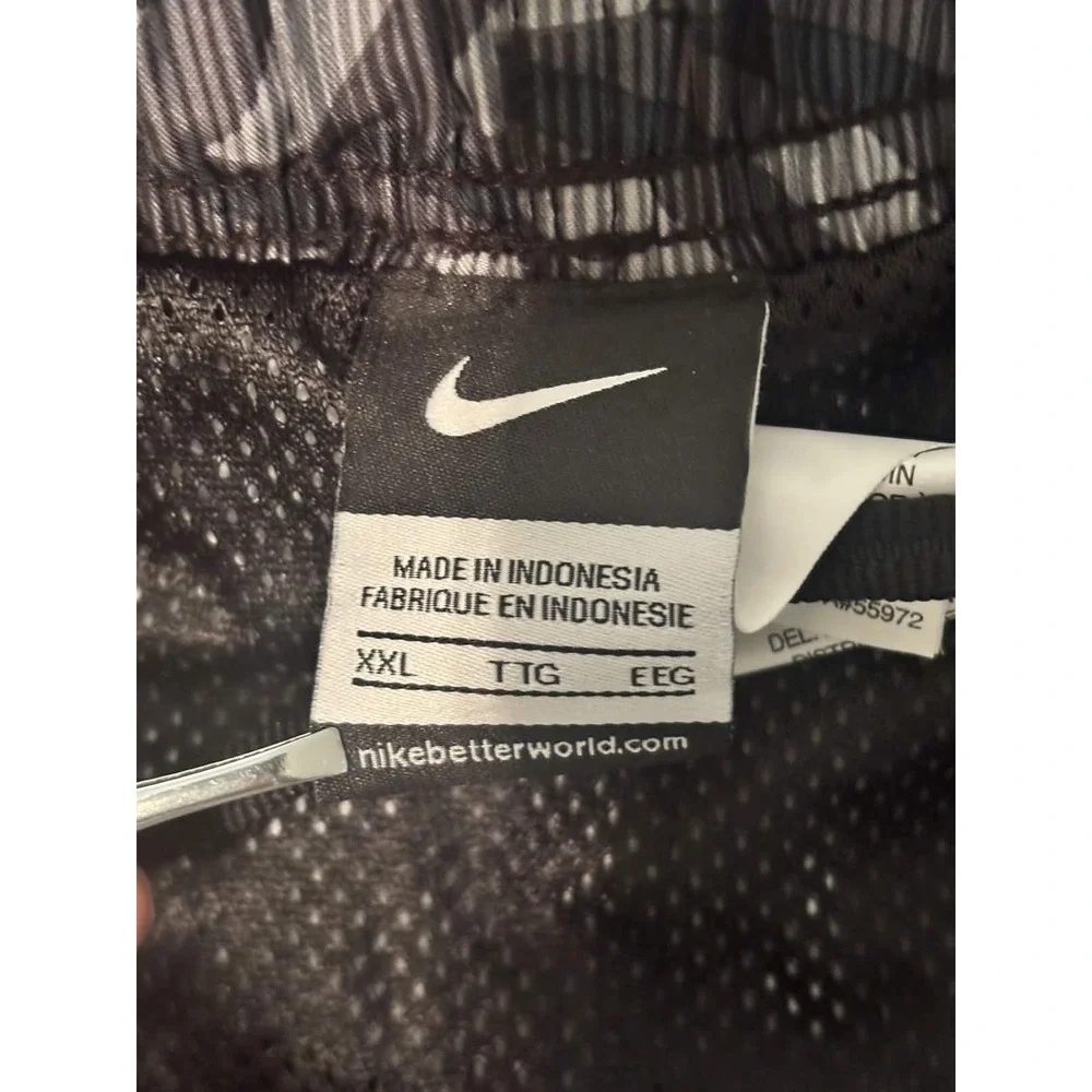 Nike Mens Grey Black Neon Chevron Athletic Shorts Size XXL Mesh Lined NESS7482